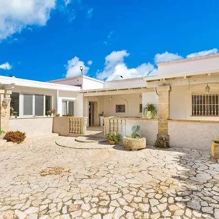 Smeralda Villa *
